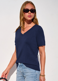 PRETTYGARDEN Womens Short Sleeve Sweater V Neck Trendy Pullover Tops Summer Spring Loose Lightweight Casual Blouse PRETTYGARDEN