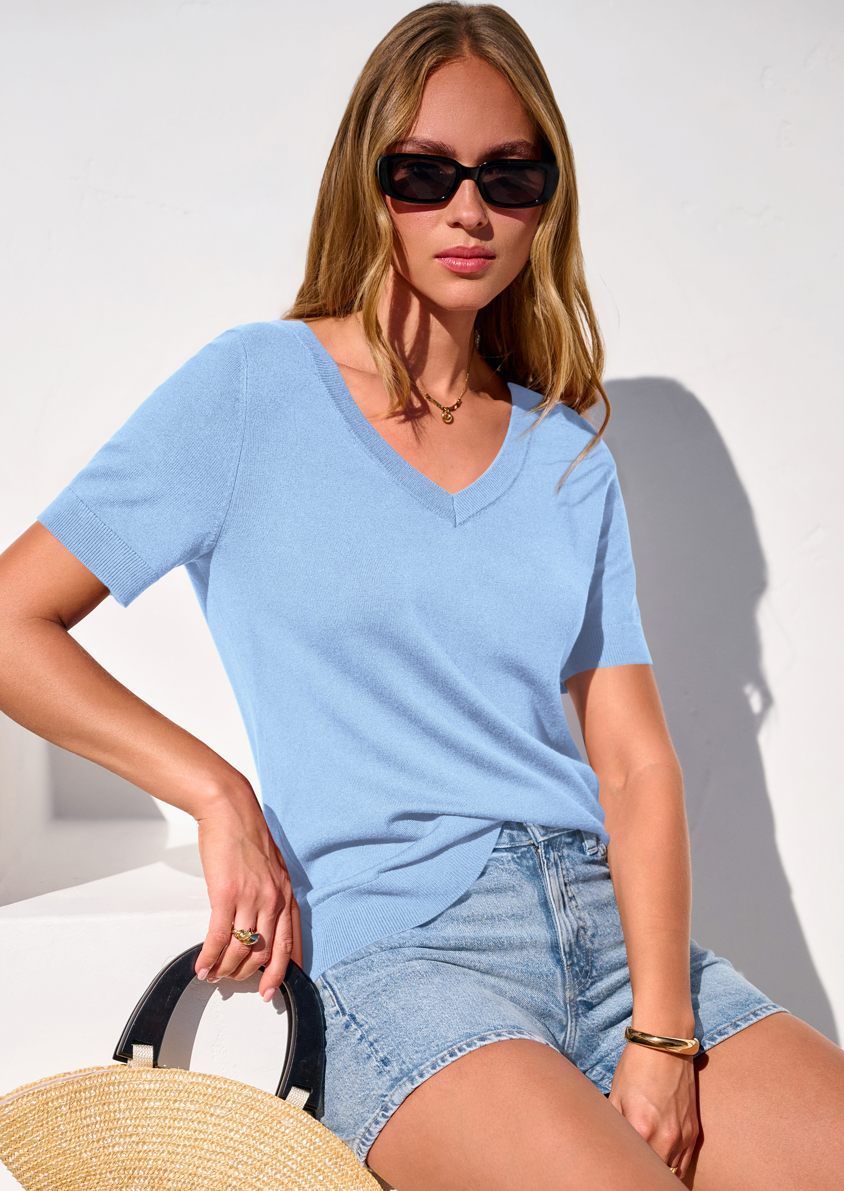 PRETTYGARDEN Womens Short Sleeve Sweater V Neck Trendy Pullover Tops Summer Spring Loose Lightweight Casual Blouse PRETTYGARDEN