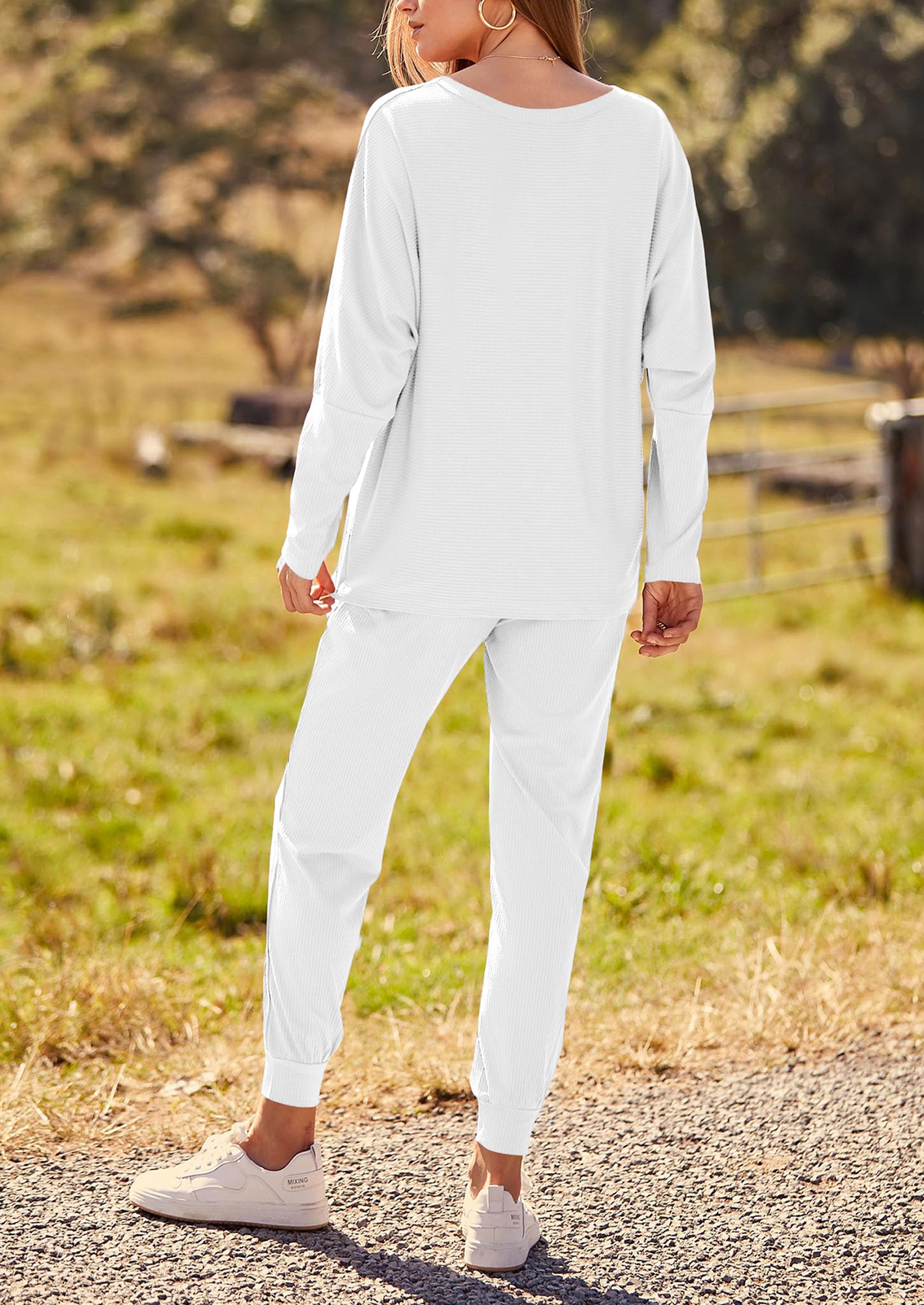 PRETTYGARDEN Women's Fall 2 Piece Lounge Set Long Sleeve Tops Ribbed Pants Spring Matching Sweatsuit Travel Outfits Clothes