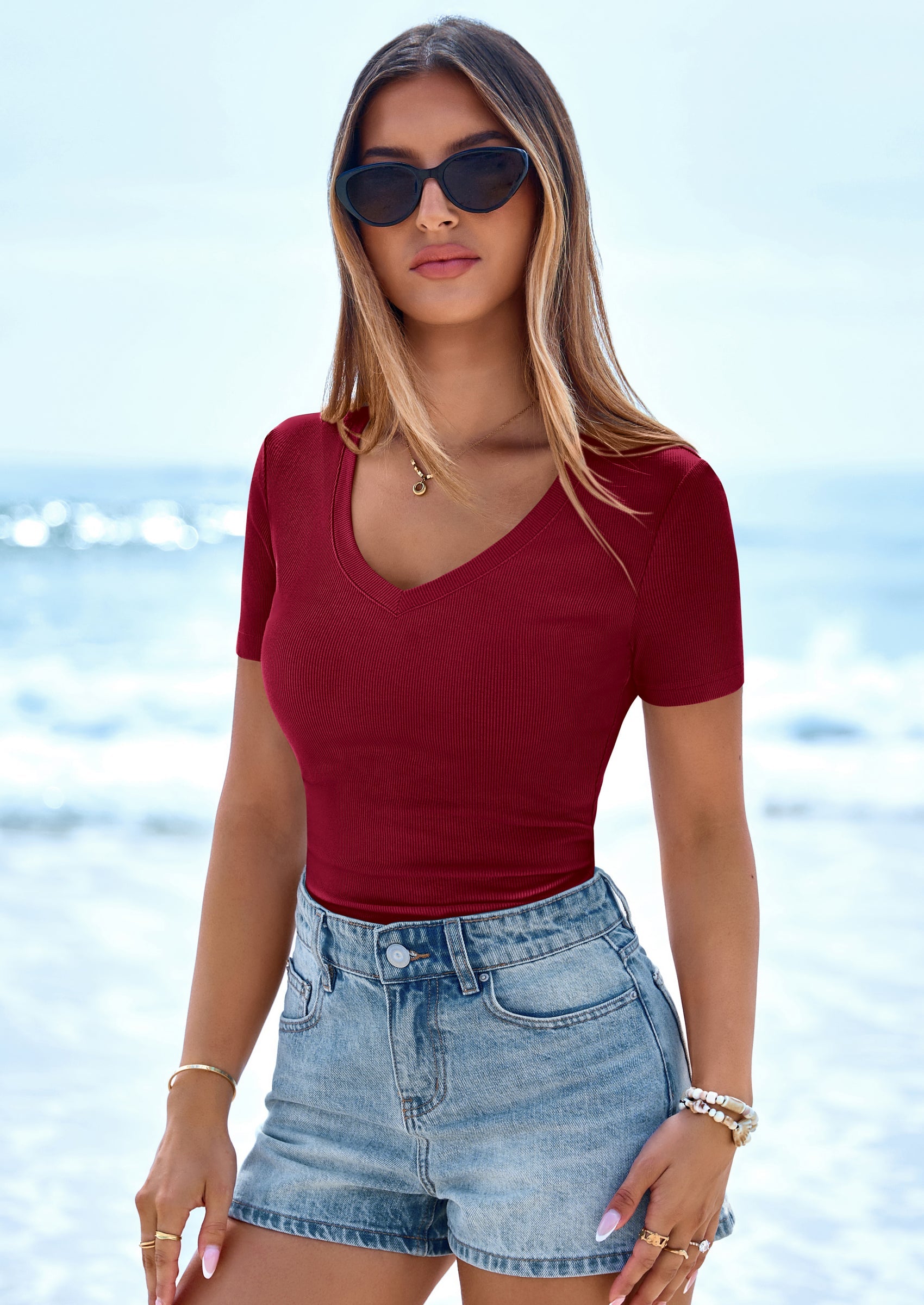 PRETTYGARDEN Women Spring Tops Trendy Ribbed Short Sleeve V Neck Fitted Basic Tee Shirts Casual Going Out Summer Outfits PRETTYGARDEN