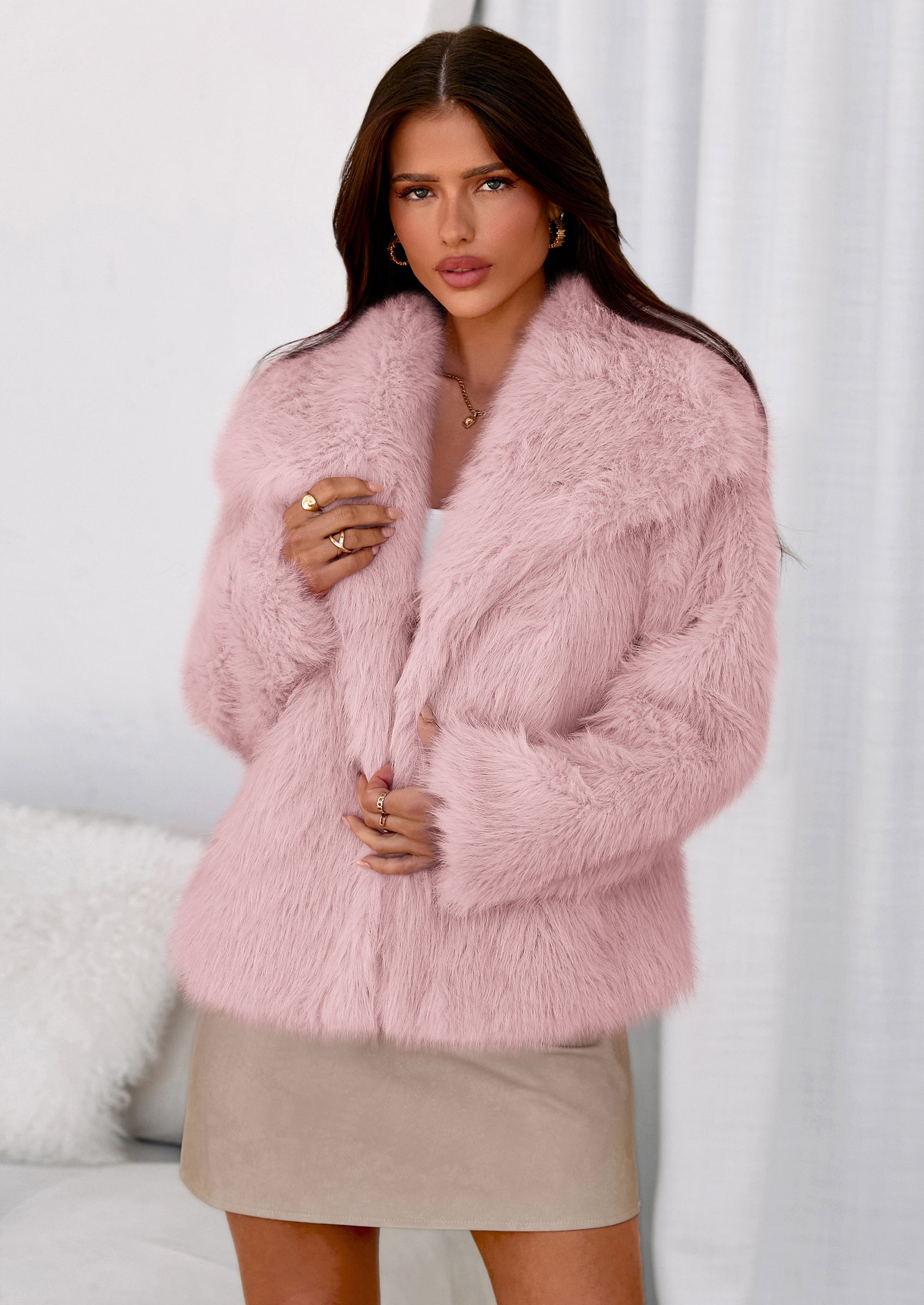 PRETTYGARDEN Womens Winter Coats Trendy Long Sleeve Furry Faux Fur Jackets Button Lapel Warm Fall Outwear with Pockets