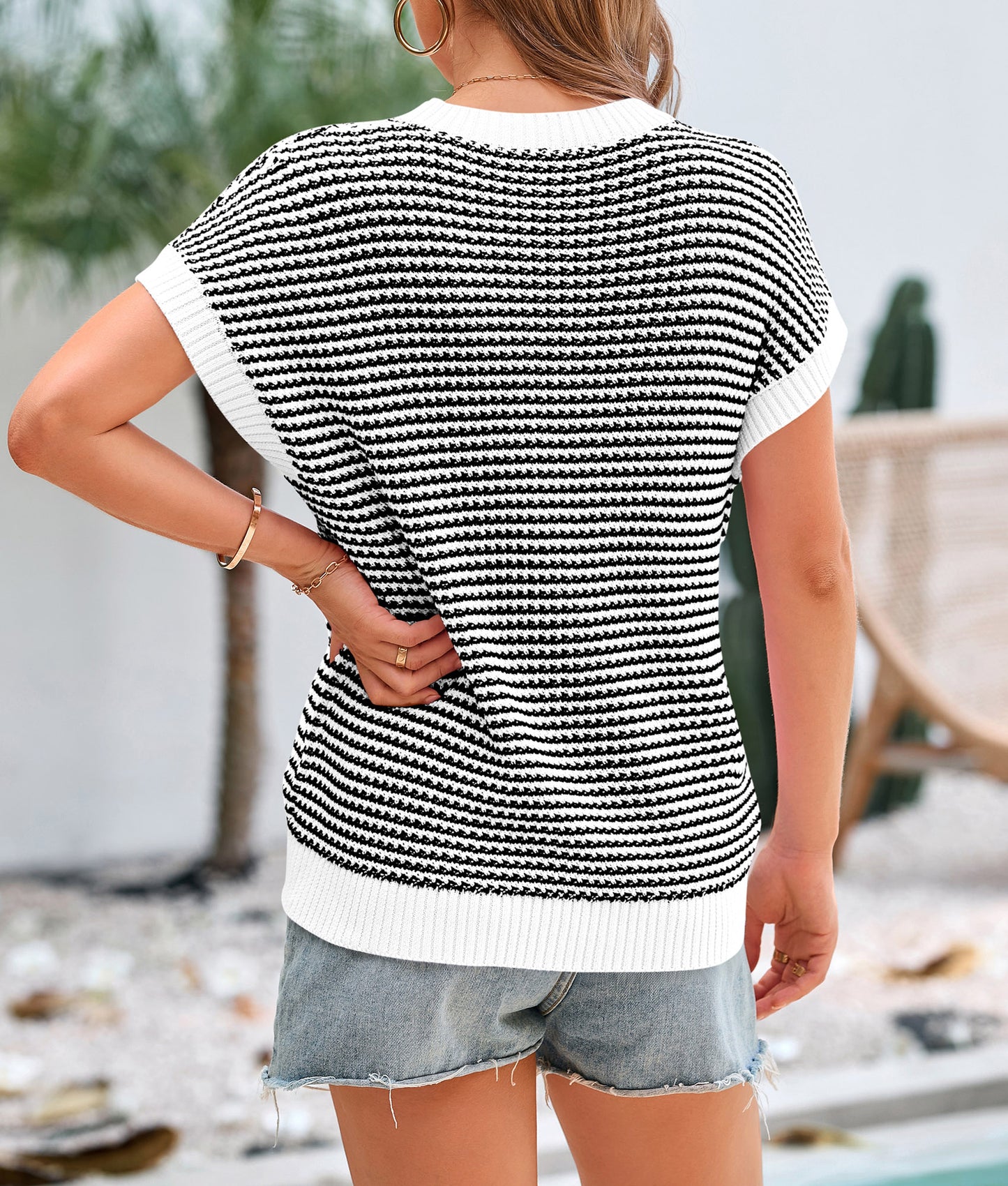 Womens Short Sleeve Sweater Spring Summer 2025 Round Neck Striped Pullover Cap Sleeve Knit Sweater Vest Tops