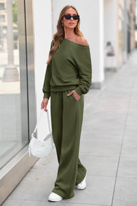PRETTYGARDEN Womens 2 Piece Casual Matching Lounge Sets  Fashion Off the Shoulder Sweatshirt, Wide Leg Pants with Pockets, Comfy Airport Travel Outfit, 2026 Trendy Fall Set