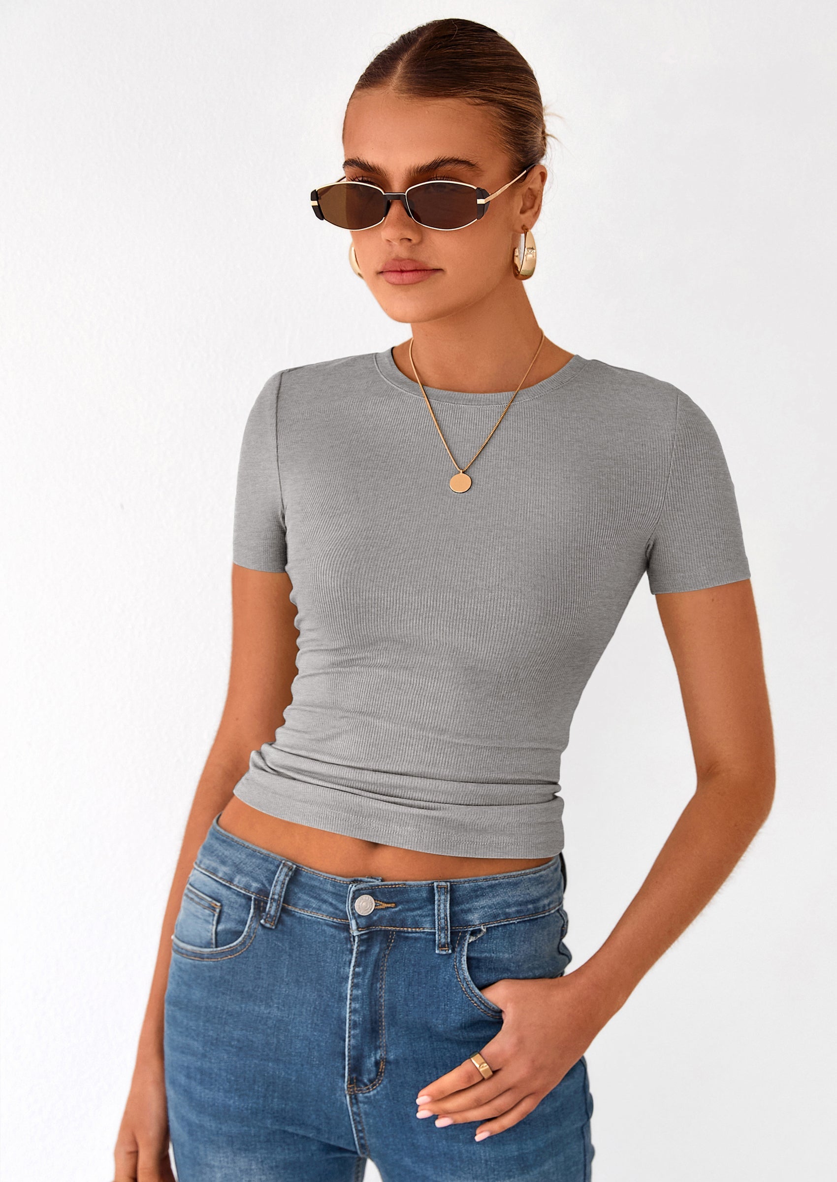 PRETTYGARDEN Women Summer Crew Neck Short Sleeve Tops Ribbed Knit Slim Fit Fashion Basic Tee Shirts Casual Going Out Top PRETTYGARDEN