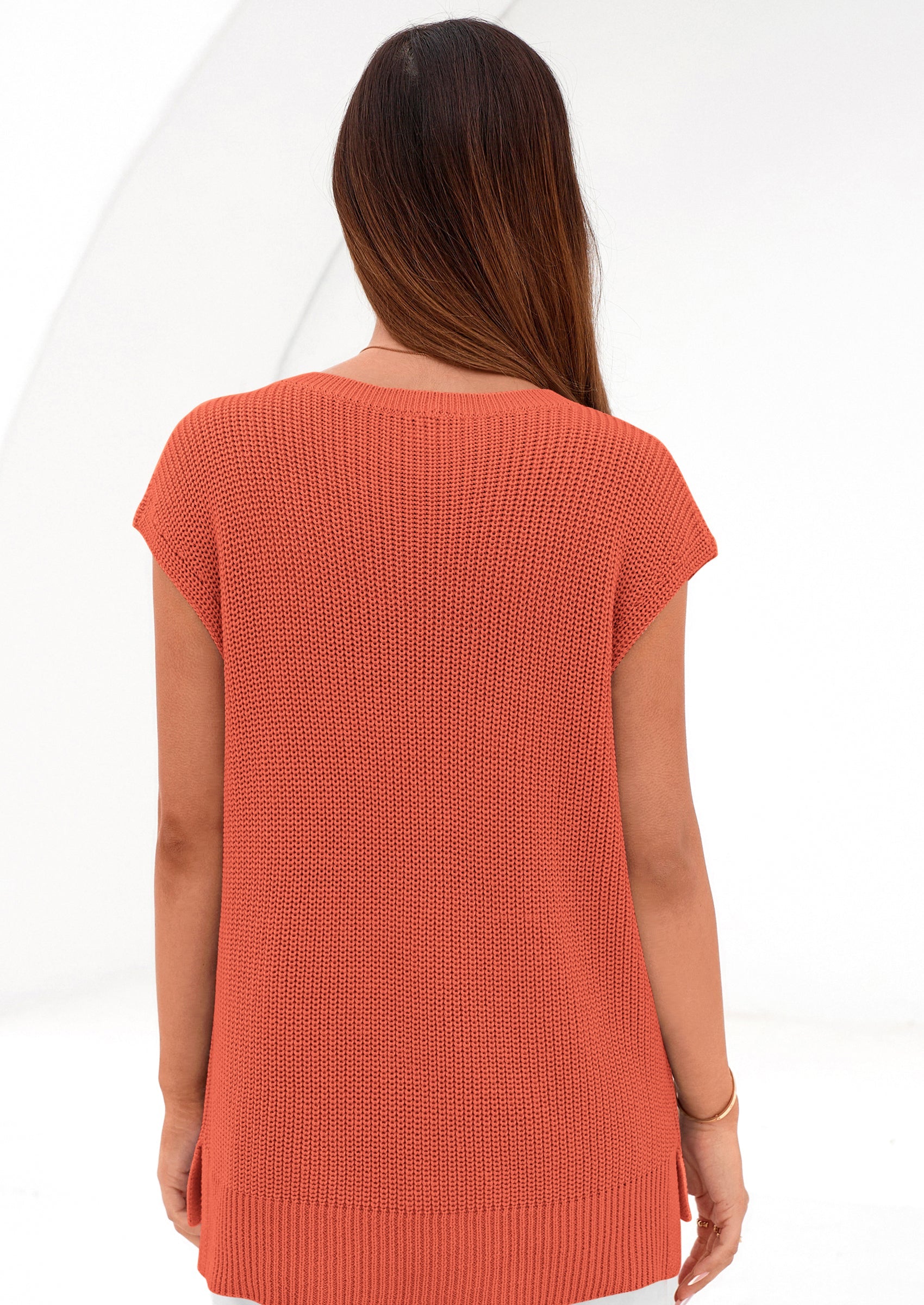 PRETTYGARDEN Women's Lightweight Sweaters Vest Spring Trendy Cap Sleeve V Neck Knit Tank Tops Summer Going Out Outfits PRETTYGARDEN