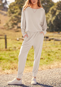 PRETTYGARDEN Women's Fall 2 Piece Lounge Set Long Sleeve Tops Ribbed Pants Spring Matching Sweatsuit Travel Outfits Clothes