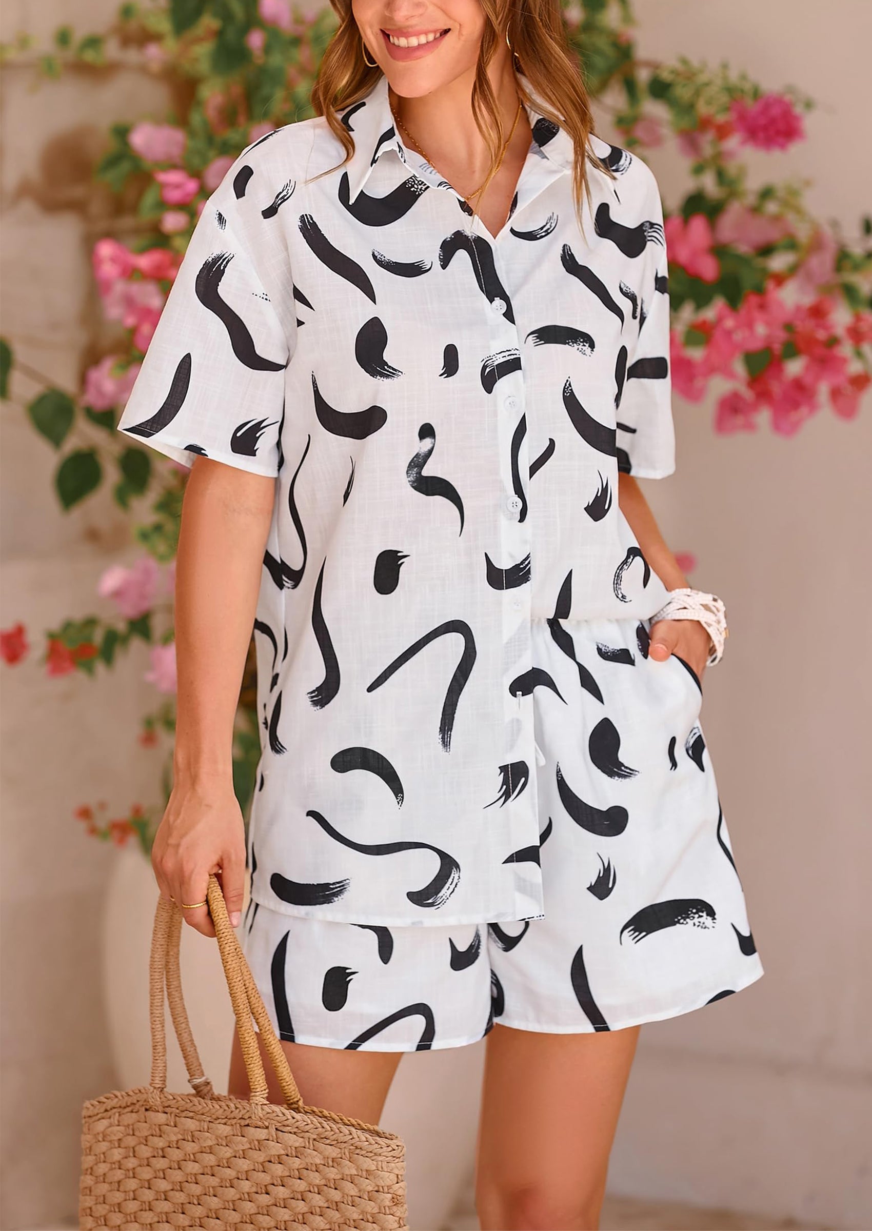 PRETTYGARDEN Women Summer 2 Piece Sets Printed Short Sleeve Tops Lounge Shorts Beach Vacation Outfits