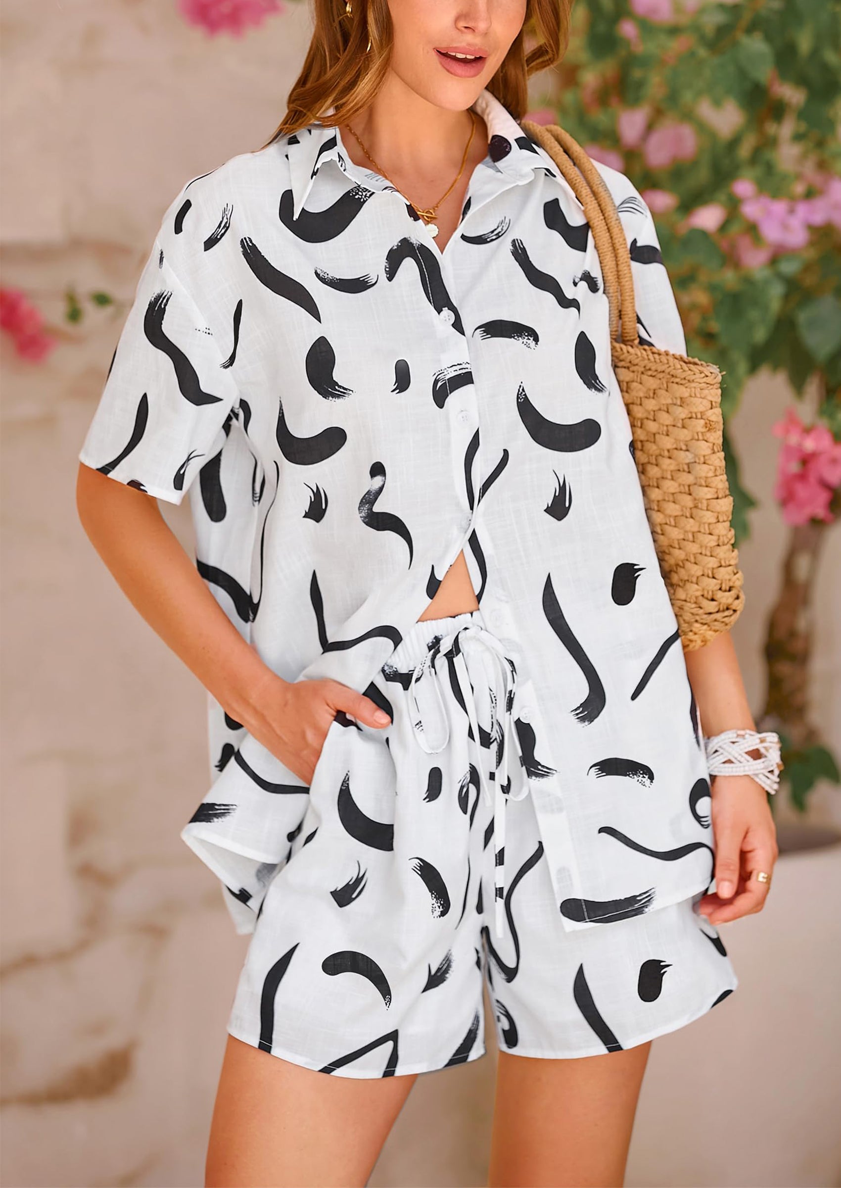 PRETTYGARDEN Women Summer 2 Piece Sets Printed Short Sleeve Tops Lounge Shorts Beach Vacation Outfits