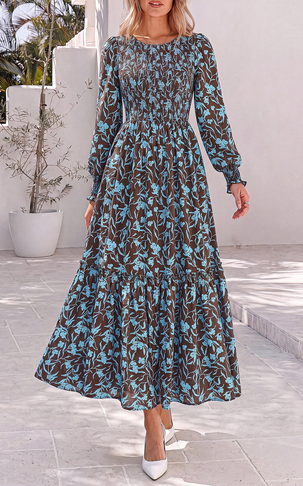 PRETTYGARDEN Womens Long Sleeve Floral Casual Fall Dresses with Pockets Crewneck Smocked Flowy A Line Tiered Boho Maxi Dress, Elegant Classy Wedding Guest Cocktail Party Beach Vacation Outfits