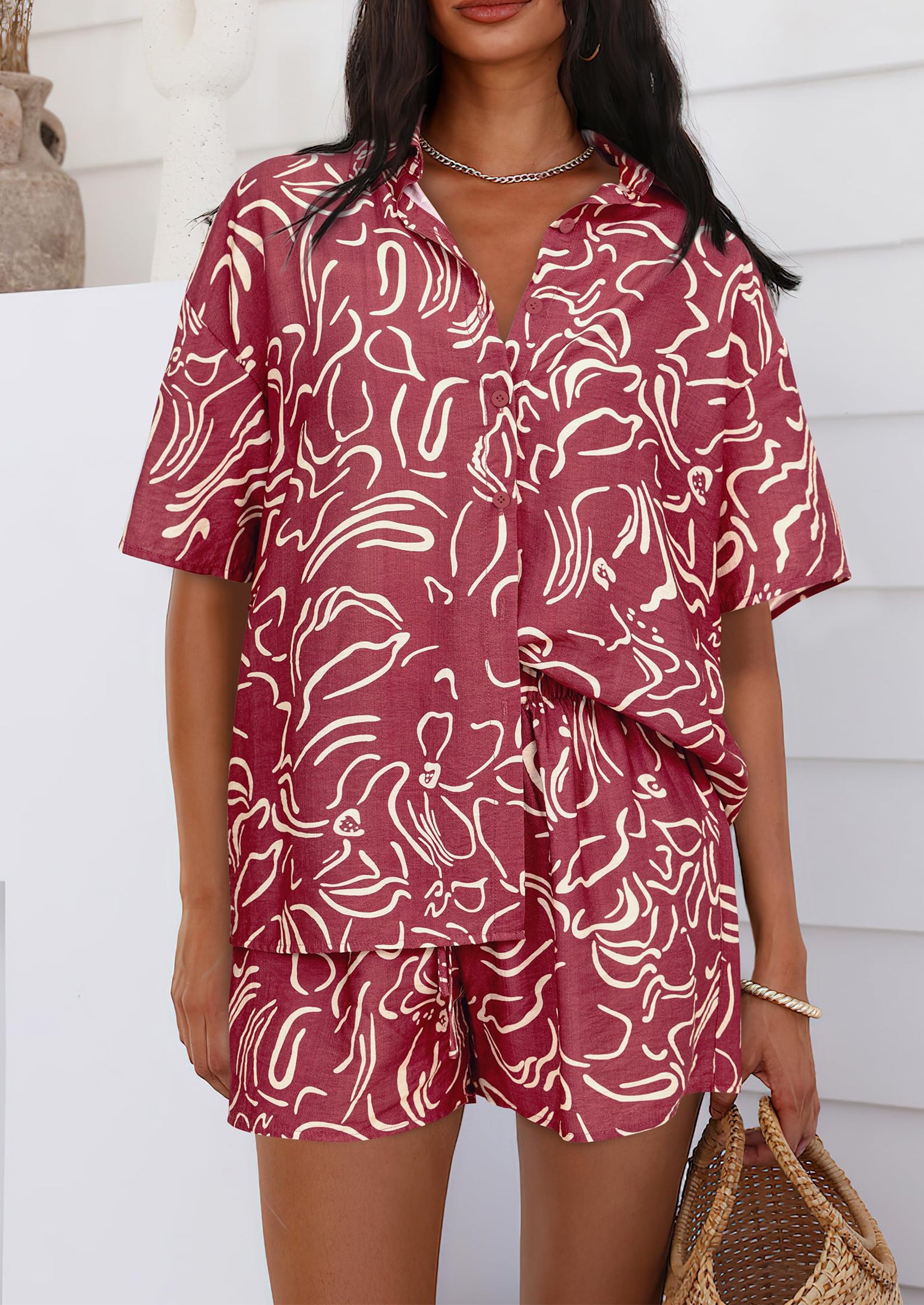 PRETTYGARDEN Women Summer 2 Piece Sets Printed Short Sleeve Tops Lounge Shorts Beach Vacation Outfits