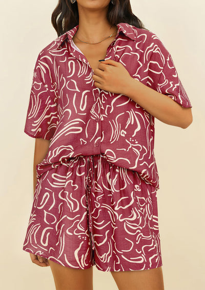 PRETTYGARDEN Women Summer 2 Piece Sets Printed Short Sleeve Tops Lounge Shorts Beach Vacation Outfits