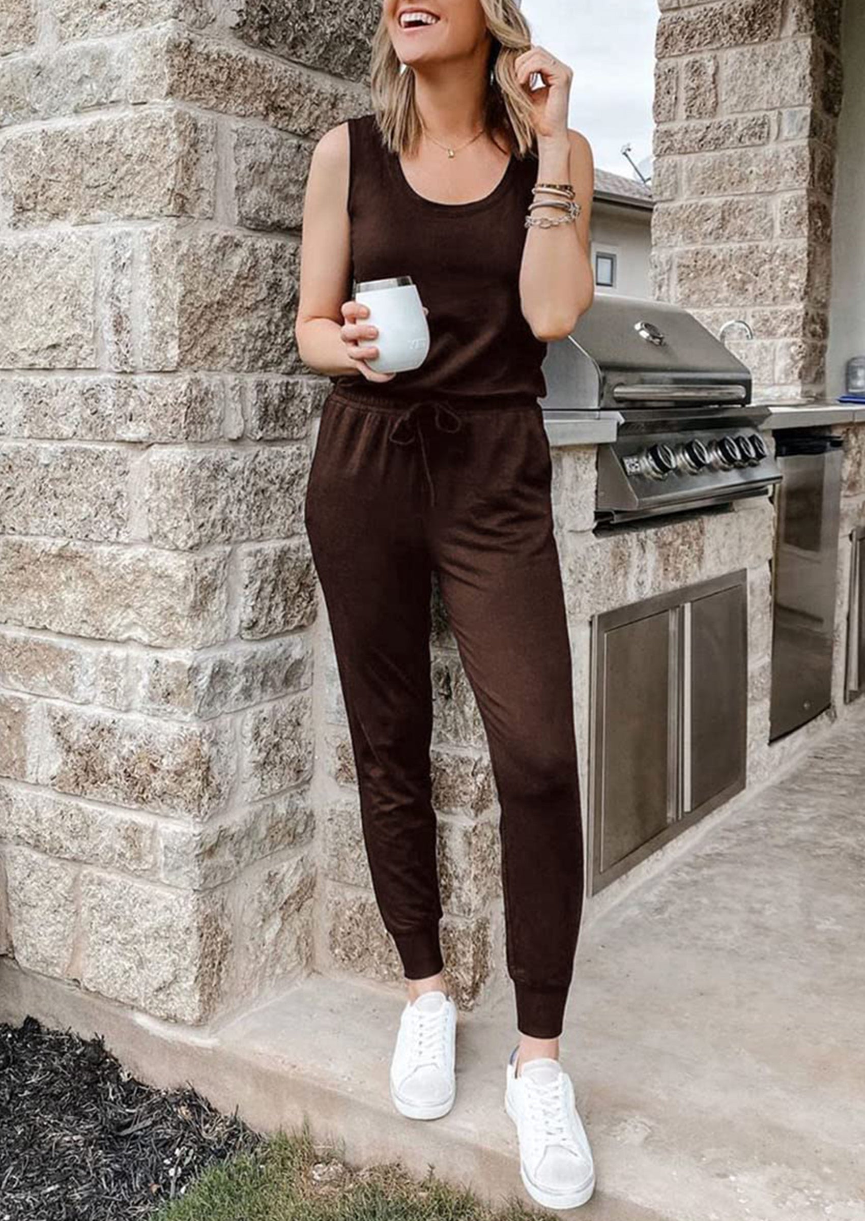 PRETTYGARDEN Two Piece Outfit Sets Casual Sleeveless Crewneck Tops and Sweatpants