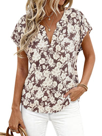 PRETTYGARDEN Womens Summer Tops V Neck Short Sleeve Pleated Back Elegant Floral T Shirts for Women Vacation Outfits (Apricot Yellow Floral, Large)