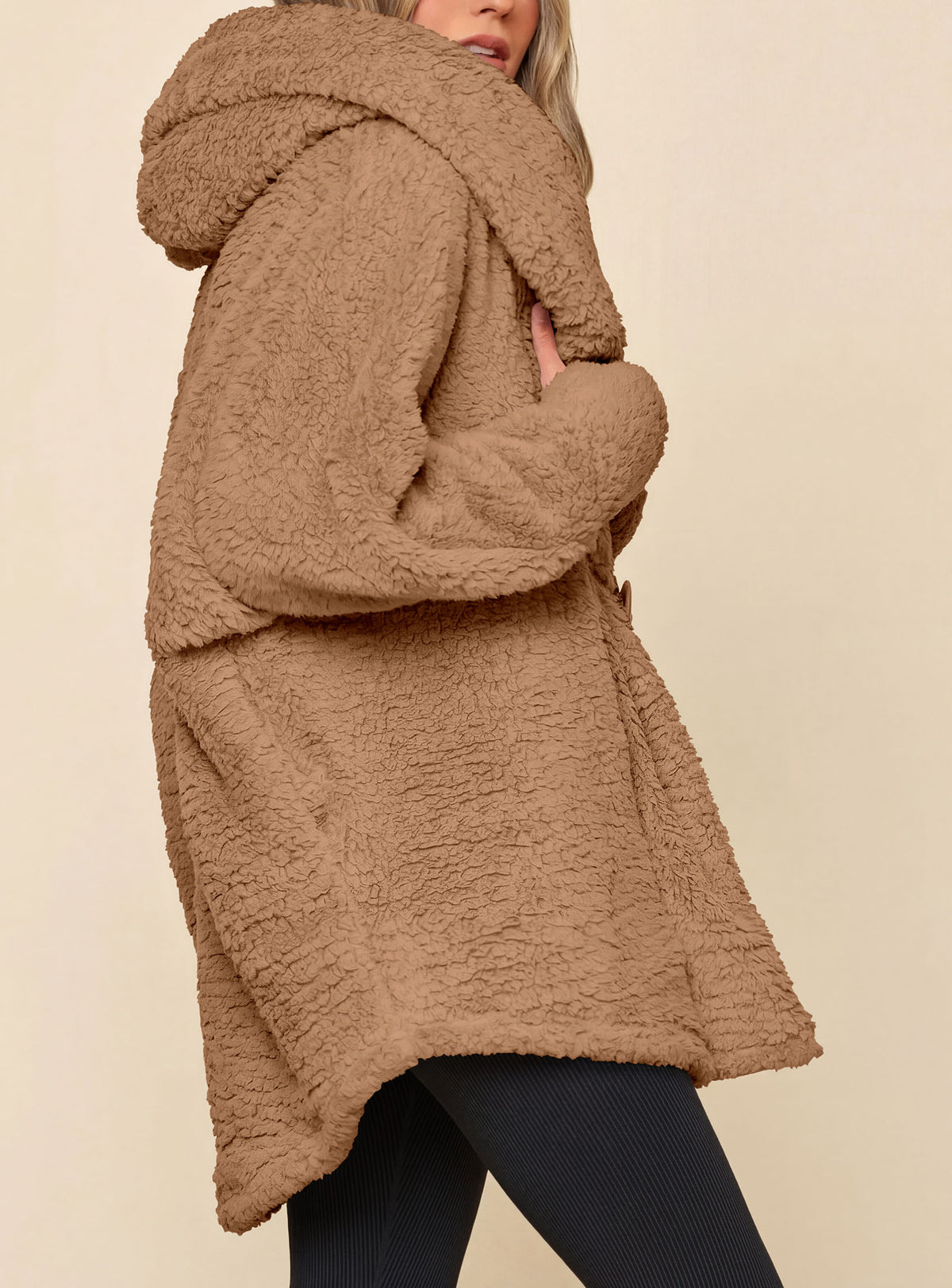 PRETTYGARDEN Women's Winter Warm Coats Hooded Faux Fur Sherpa Jacket  Fuzzy Fleece, Thumb Holes, Long Sleeve Pockets, Teddy Bear Jackets, Trendy Casual Fall Clothes, Holiday Going Out Outfits