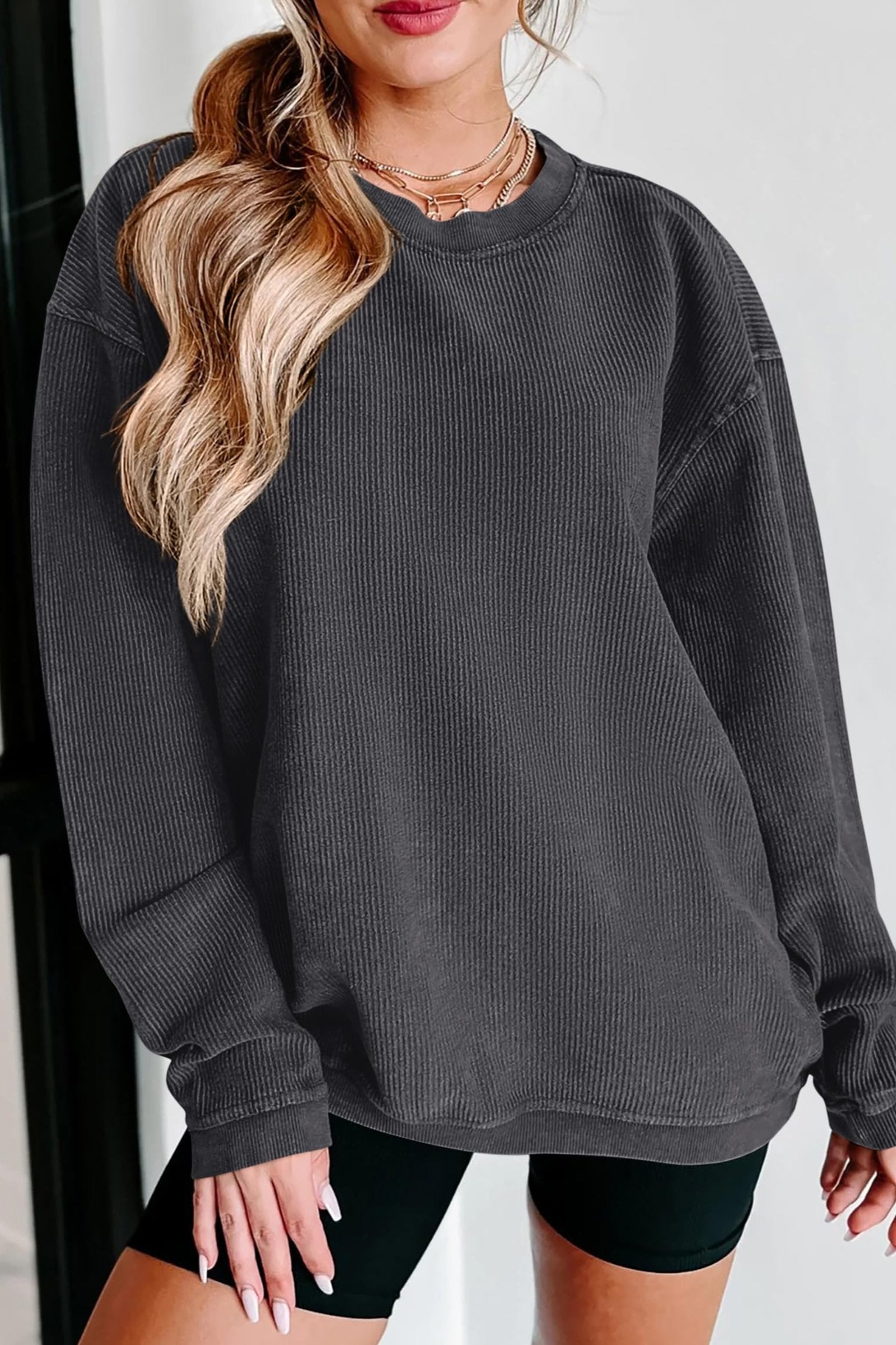 PRETTYGARDEN Women's Oversized Sweatshirt 2025 Fall Fashion Clothes Ribbed Corduroy Long Sleeve Going Out Pullover Tops