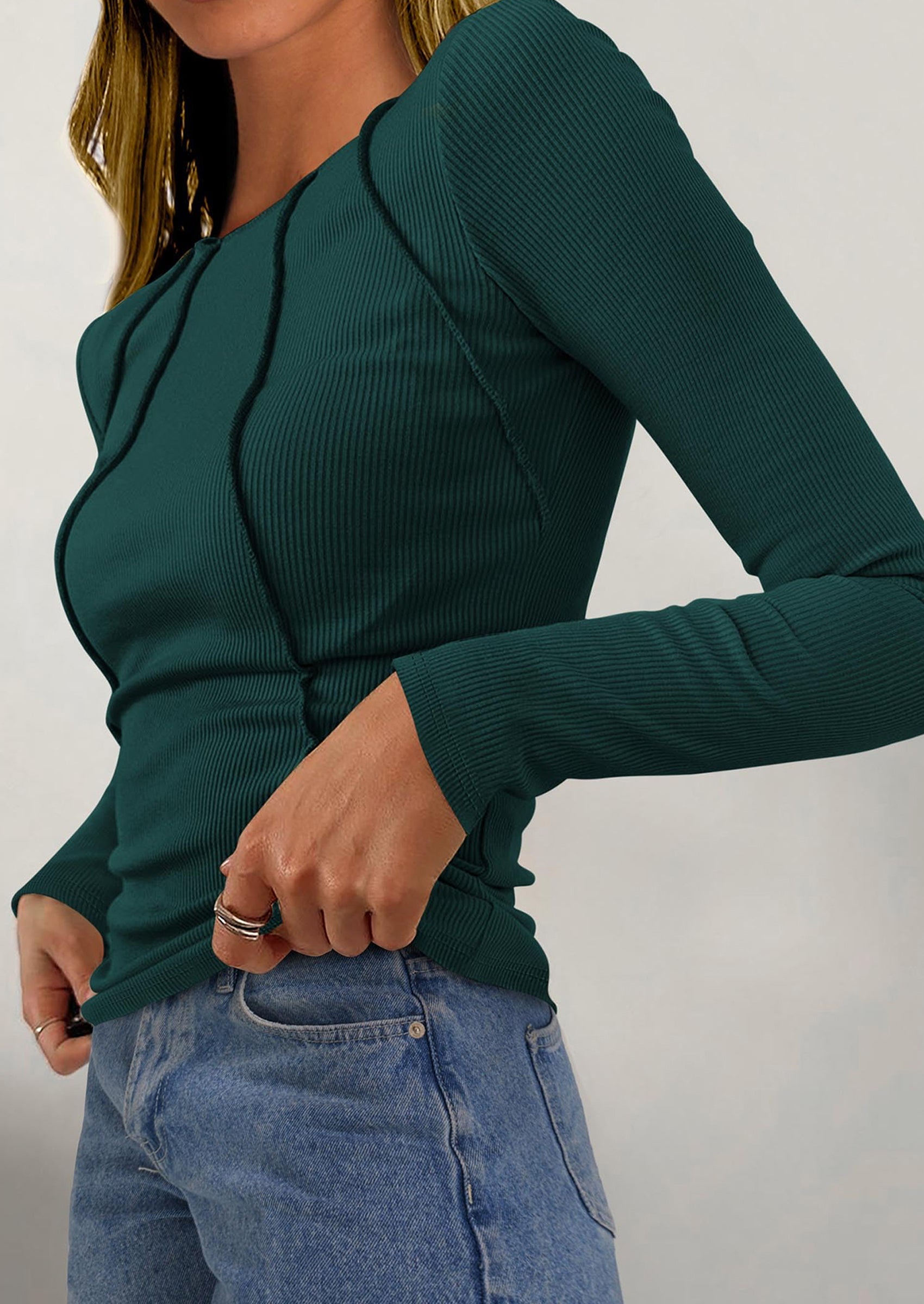 KIRUNDO Ribbed Long Sleeve Tops for Women Stretch Slim Basic Crop Tee Exposed Seams Spring Fall Fashion Trendy Tshirt