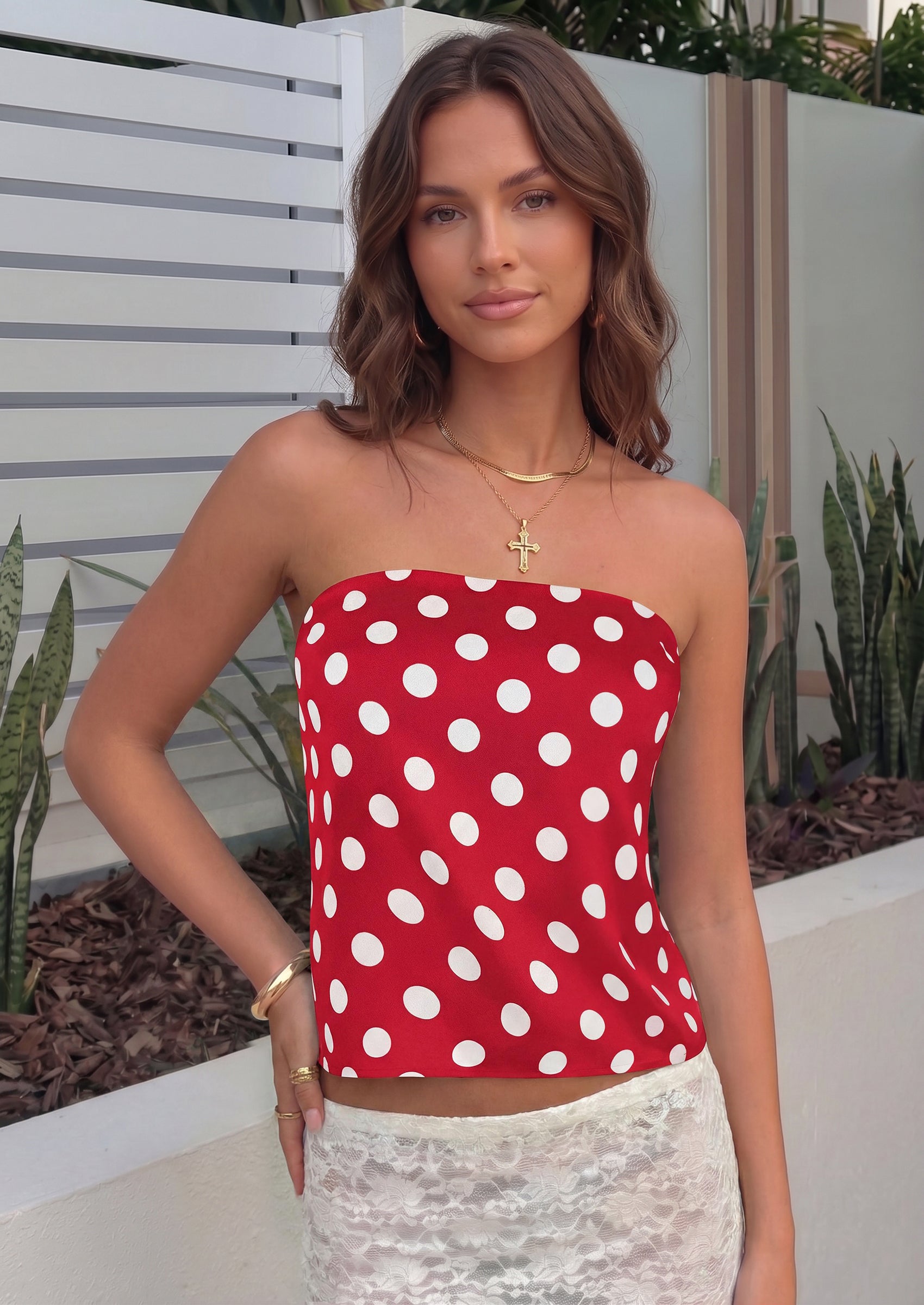 PRETTYGARDEN Strapless Tube Tops for Women Summer Sleeveless Backless Polka Dot Going Out Top Bandeau Cute Y2k Shirt