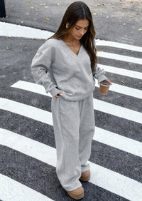 PRETTYGARDEN Casual Winter Two Piece Sets for Women V Neck Sweatshirt Loose Wide Leg Pants Tracksuit Knit Fall Outfits PRETTYGARDEN