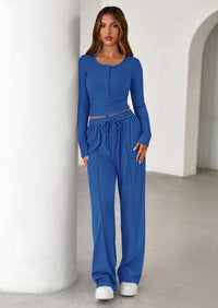 PRETTYGARDEN Women's Fall Trendy 2 Piece Outfits Lounge Sets Long Sleeve Top Henley Shirts Wide Leg Pants Travel Clothes