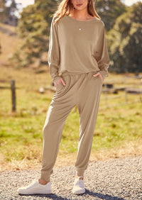 PRETTYGARDEN Women's Fall 2 Piece Lounge Set Long Sleeve Tops Ribbed Pants Spring Matching Sweatsuit Travel Outfits Clothes