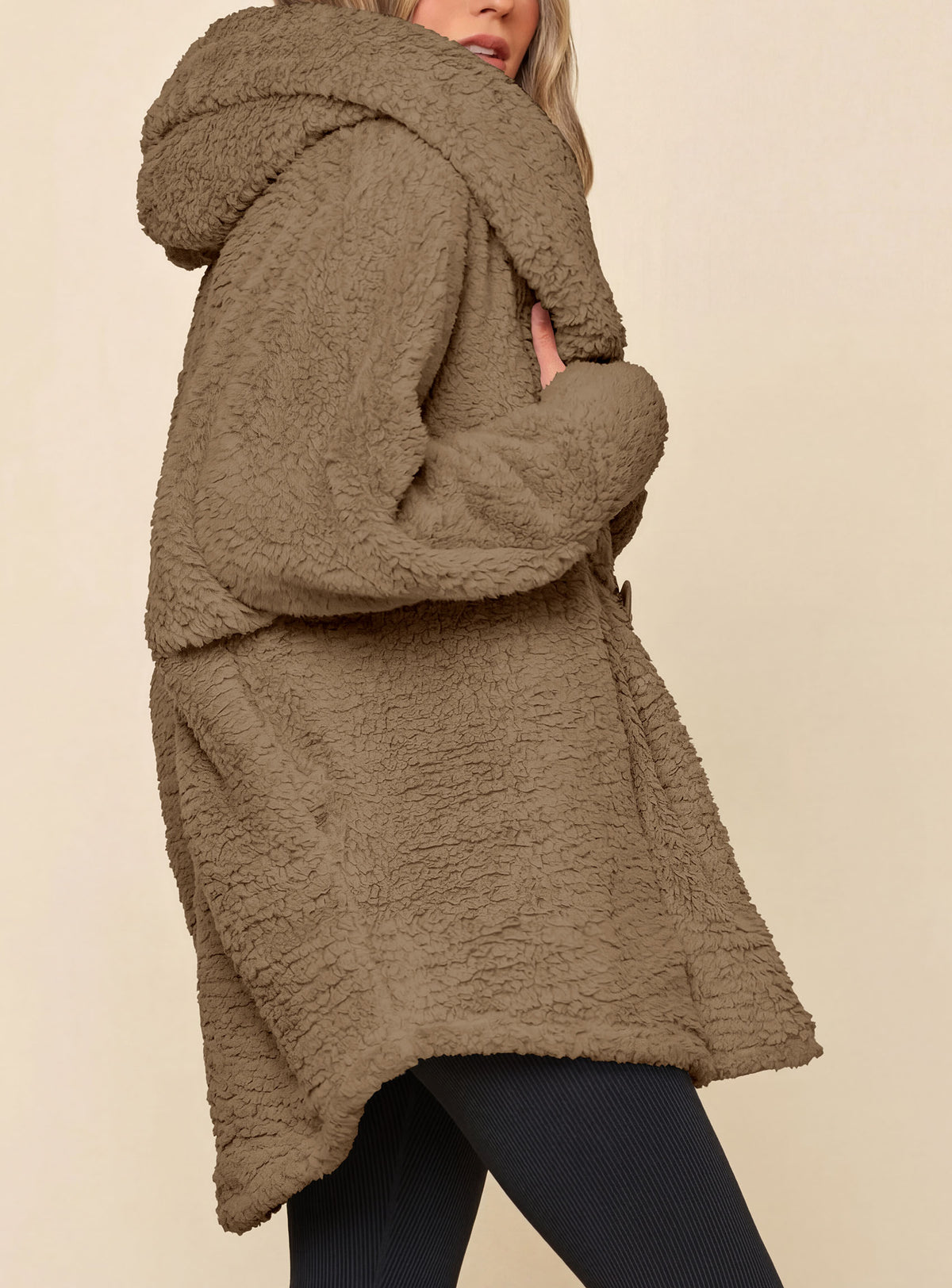 PRETTYGARDEN Women's Winter Warm Coats Hooded Faux Fur Sherpa Jacket  Fuzzy Fleece, Thumb Holes, Long Sleeve Pockets, Teddy Bear Jackets, Trendy Casual Fall Clothes, Holiday Going Out Outfits