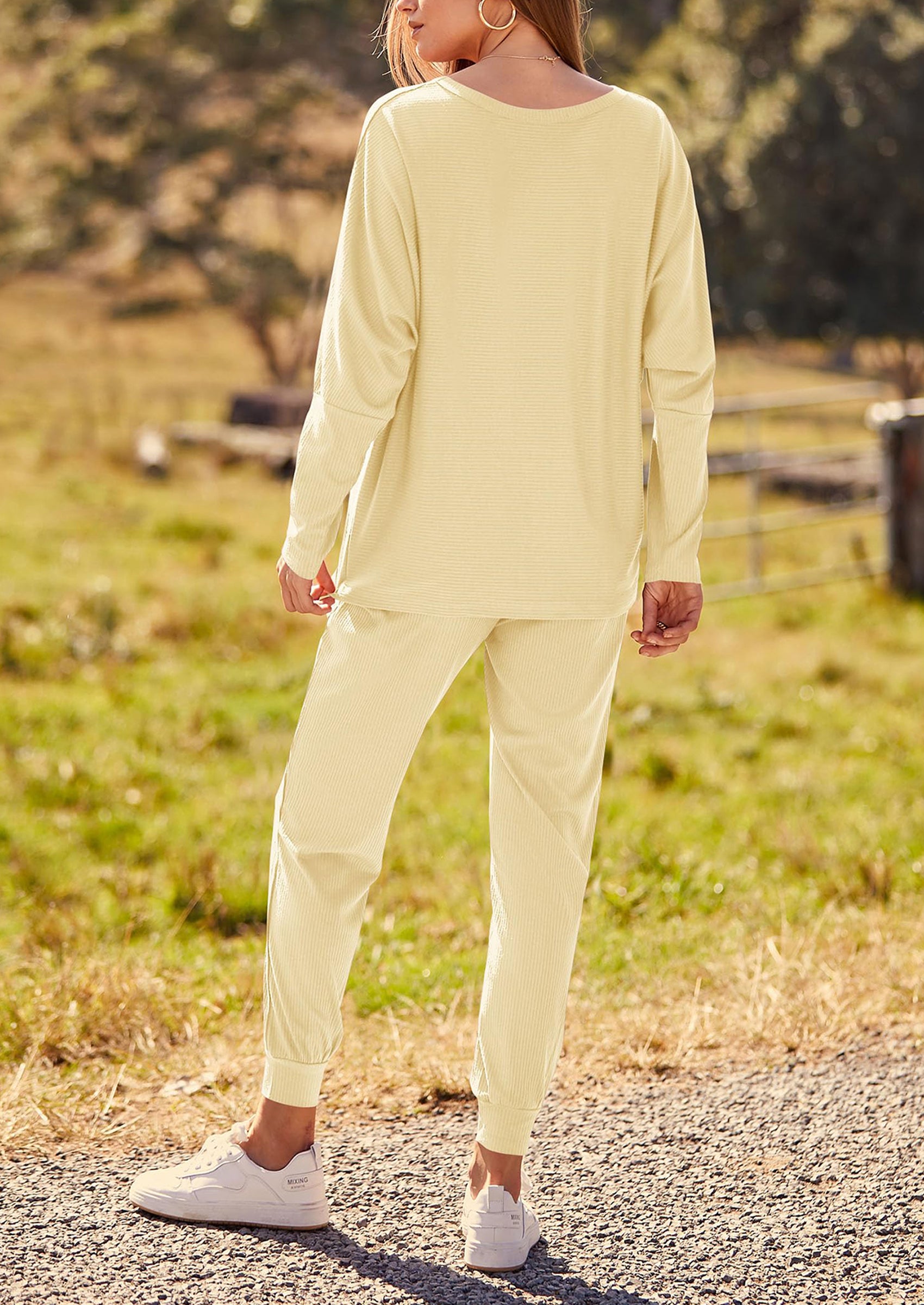 PRETTYGARDEN Women's Fall 2 Piece Lounge Set Long Sleeve Tops Ribbed Pants Spring Matching Sweatsuit Travel Outfits Clothes