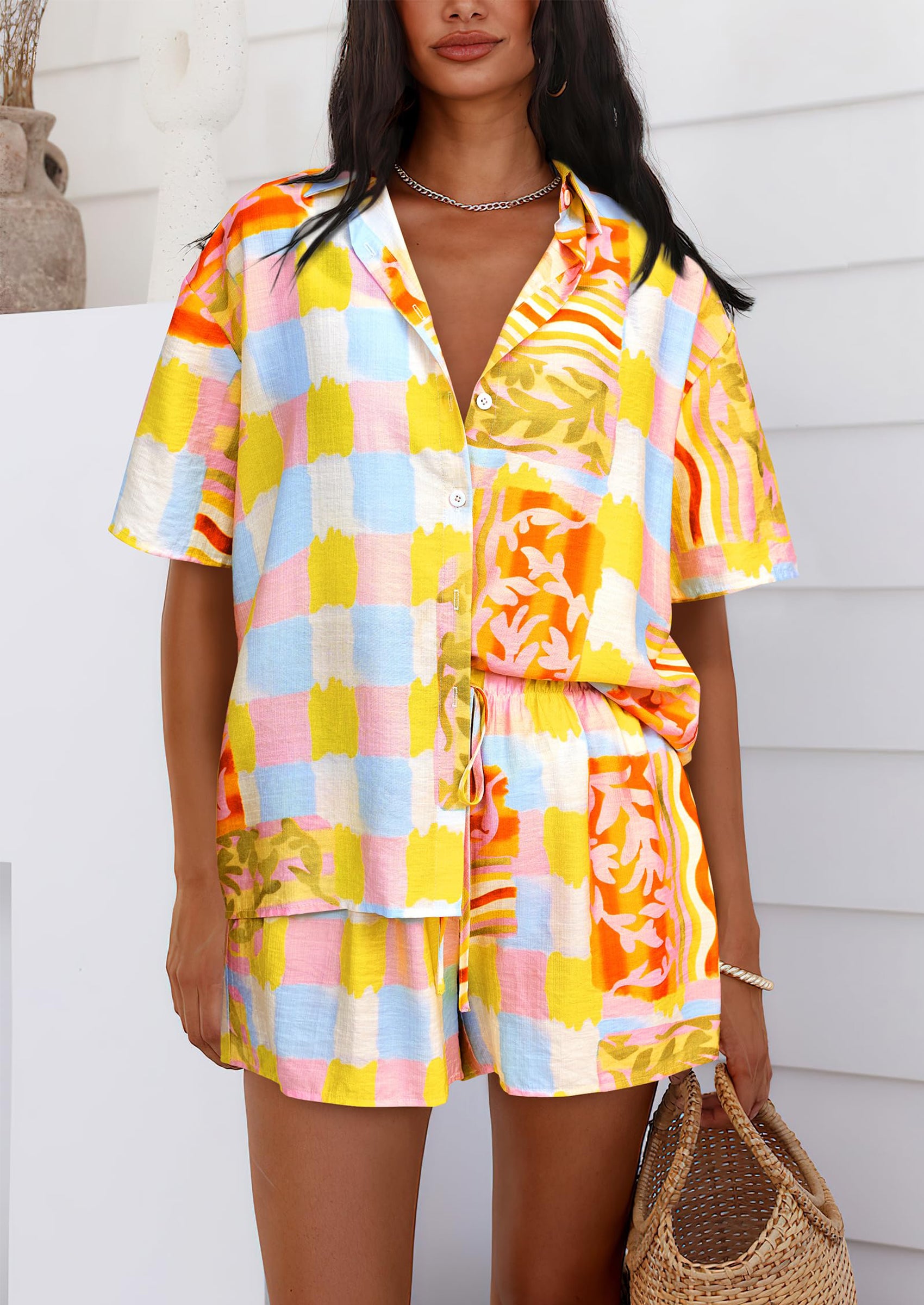 PRETTYGARDEN Women Summer 2 Piece Sets Printed Short Sleeve Tops Lounge Shorts Beach Vacation Outfits