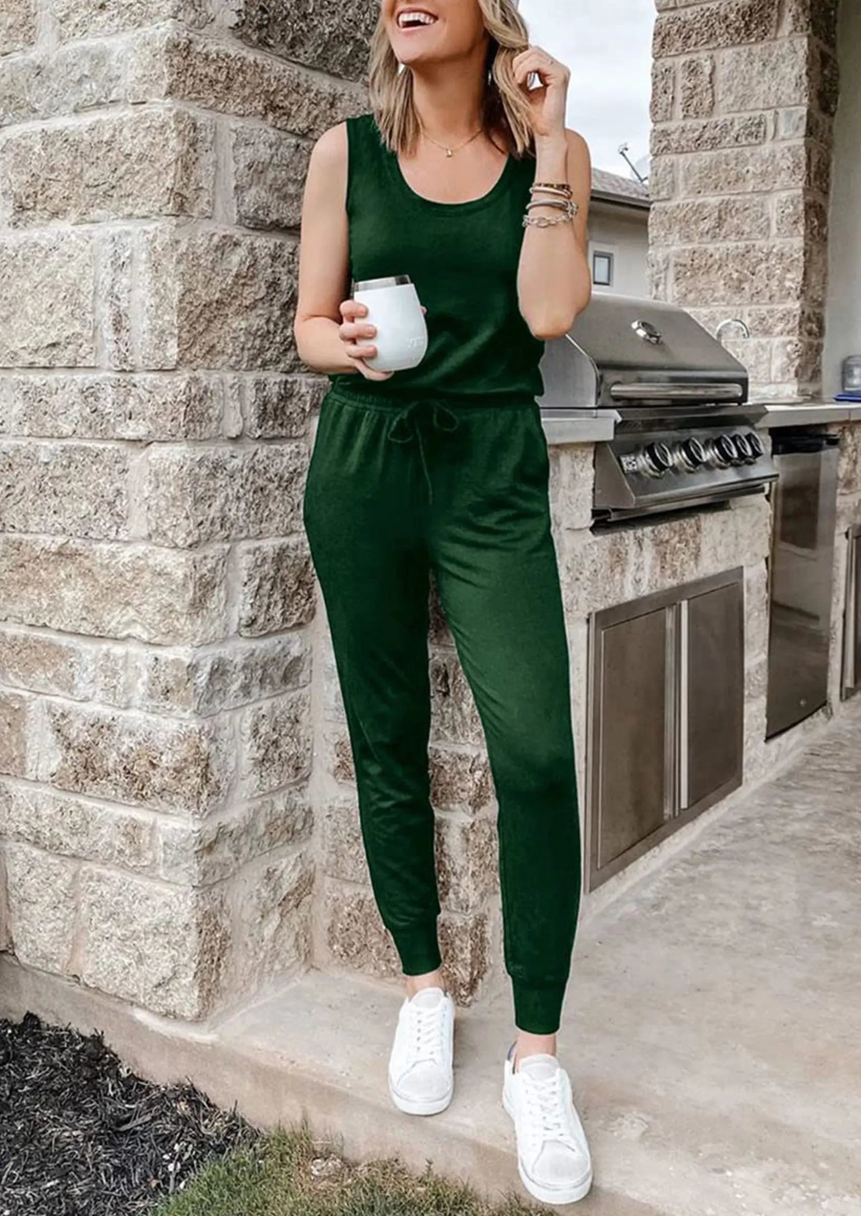 PRETTYGARDEN Two Piece Outfit Sets Casual Sleeveless Crewneck Tops and Sweatpants PRETTYGARDEN