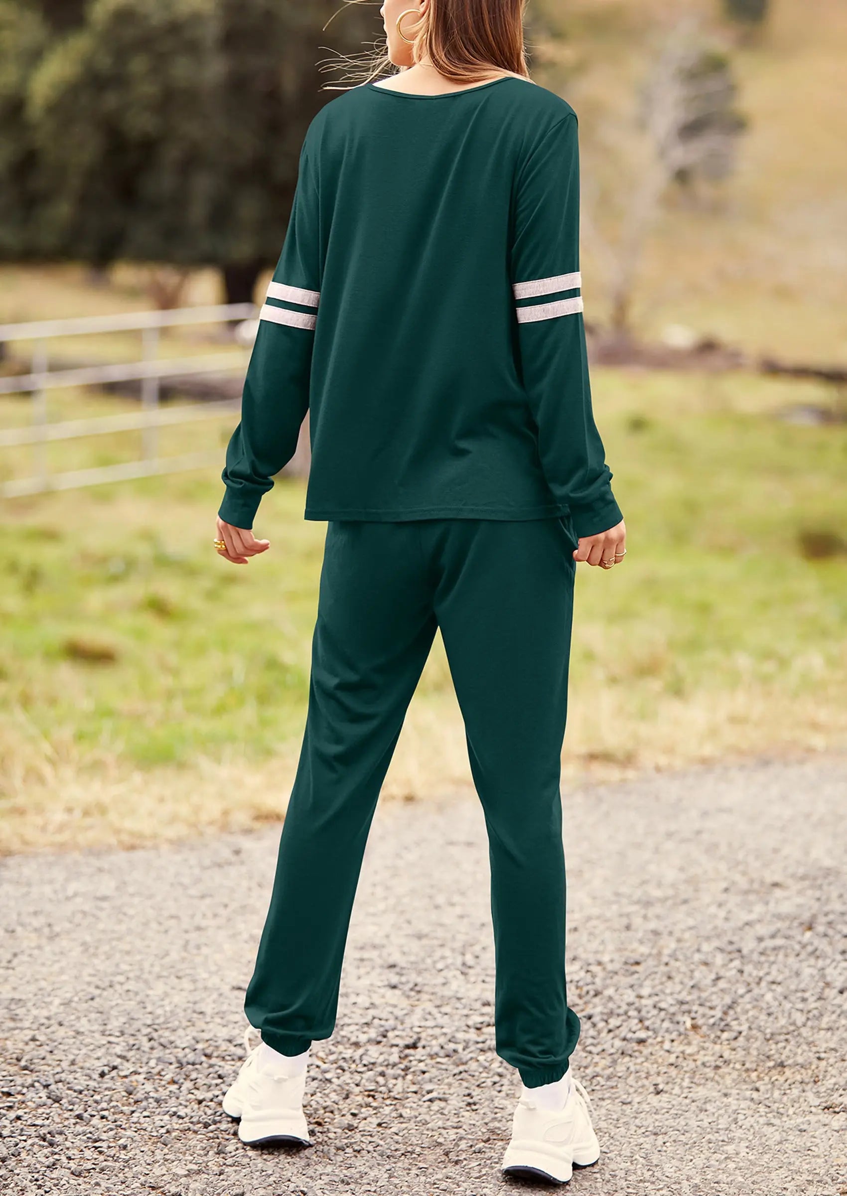 PRETTYGARDEN Women's Color Block 2 Piece Spring Tracksuit Crewneck Long Sleeve Tops Long Sweatpants Outfits Lounge Sets PRETTYGARDEN