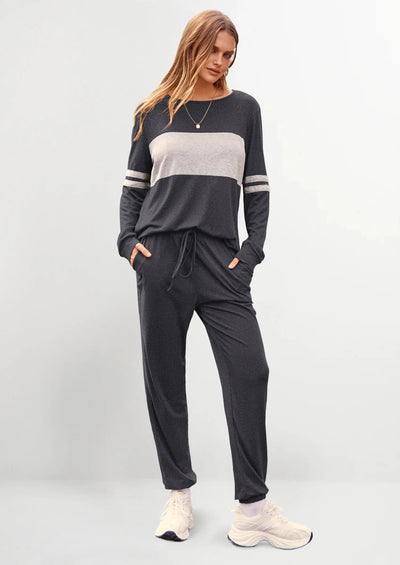 PRETTYGARDEN Women's Color Block 2 Piece Spring Tracksuit Crewneck Long Sleeve Tops Long Sweatpants Outfits Lounge Sets PRETTYGARDEN