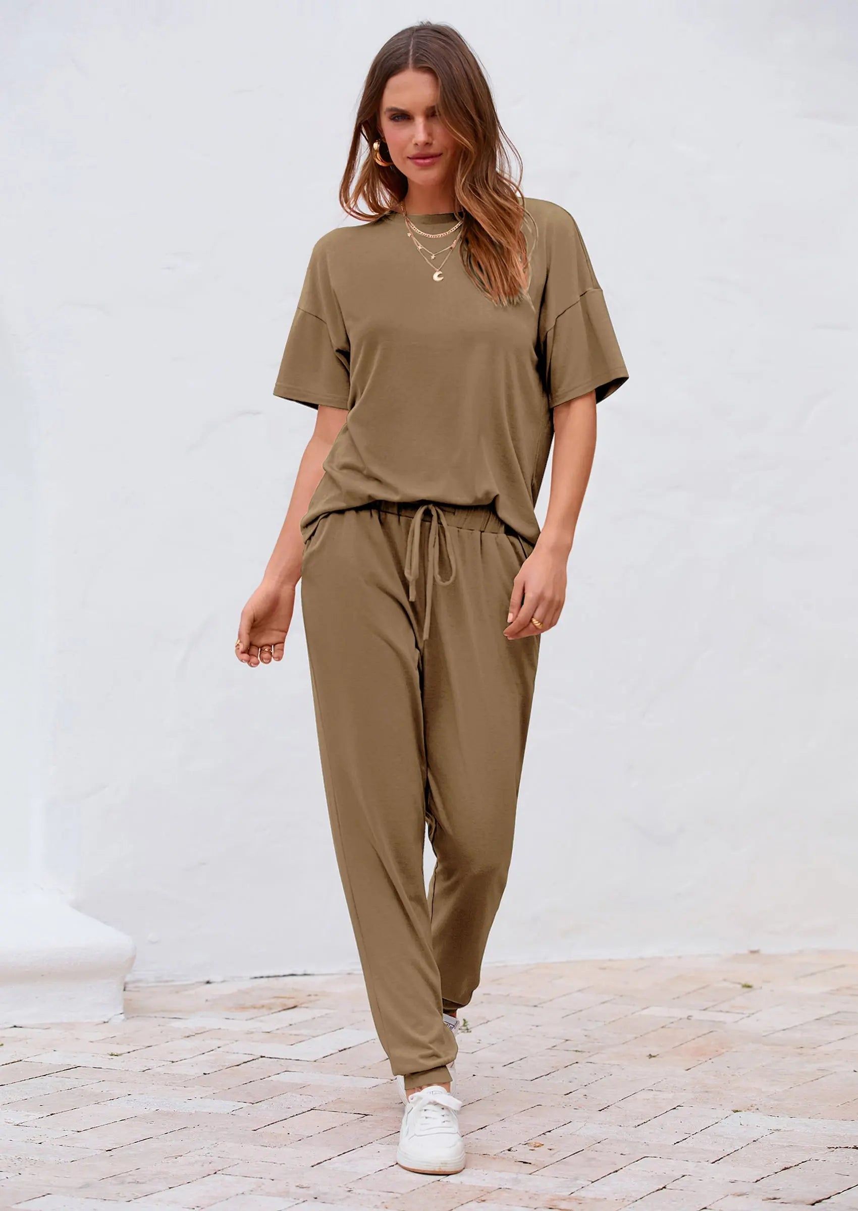 PRETTYGARDEN Women's Two Piece Lounge Sets Spring Summer Jogger Pants Vacation Outfits Travel Airplane Matching Clothes PRETTYGARDEN