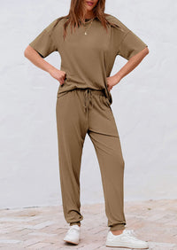 PRETTYGARDEN Women's Two Piece Lounge Sets Spring Summer Jogger Pants Vacation Outfits Travel Airplane Matching Clothes PRETTYGARDEN