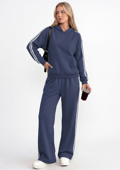PRETTYGARDEN Women's Sweatsuits Set 2 Piece Striped Hoodie Wide Leg Sweatpants Y2K Retro Casual Tracksuits Travel Fall Outfit
