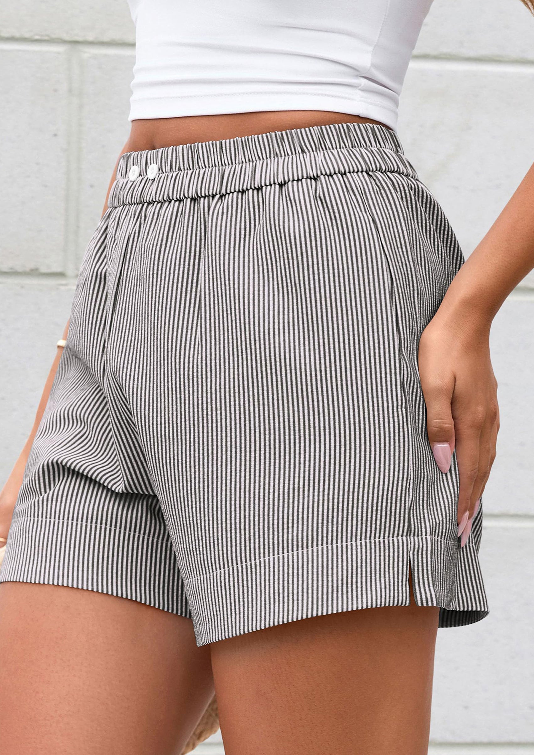 PRETTYGARDEN Women Striped Shorts Casual Elastic Waist  Bottoms Beach Shorts