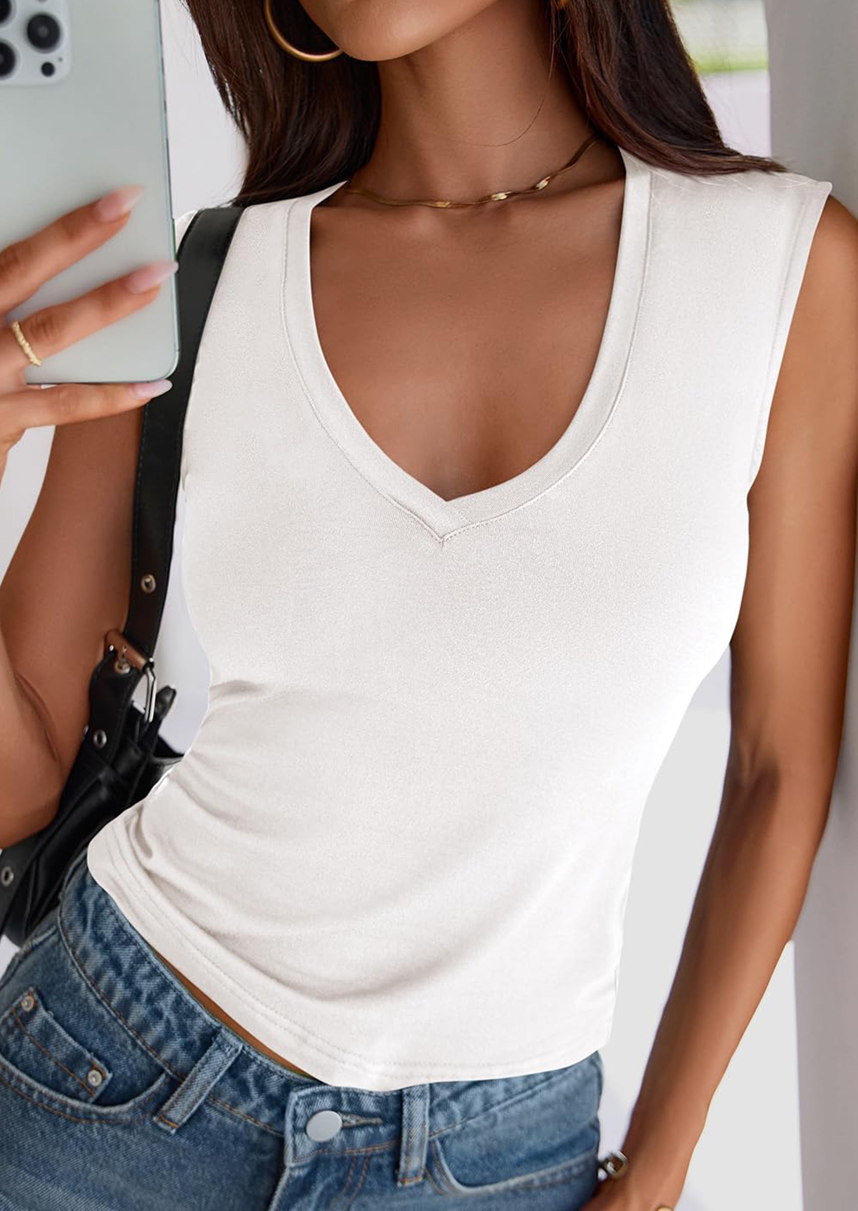 PRETTYGARDEN Womens T Shirts Spring Fashion V Neck Sleeveless Cute Going Out Tops Plain Fitted Tank Top Y2k Outfits PRETTYGARDEN