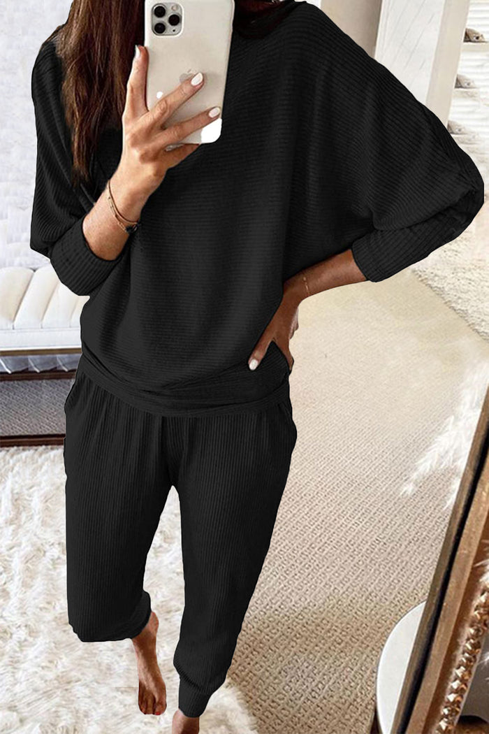 Two-Piece Batwing Sleeve Knit Fabric Oversized Tracksuit