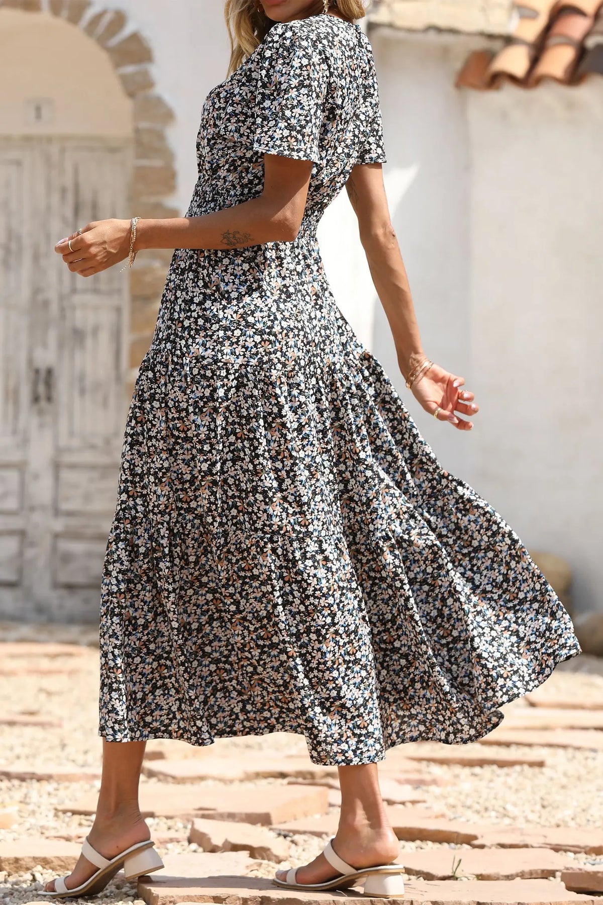 Short Sleeve Crew Neck Smocked Elastic Waist Tiered Floral Flares Sun Maxi Dress PRETTYGARDEN