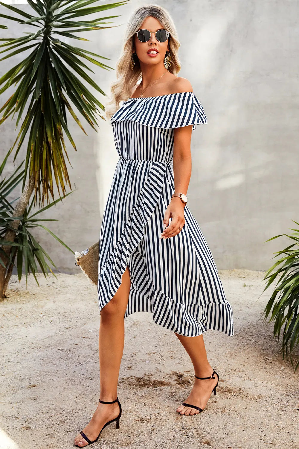 Striped Print Off Shoulder Beach Maxi Dress PRETTYGARDEN