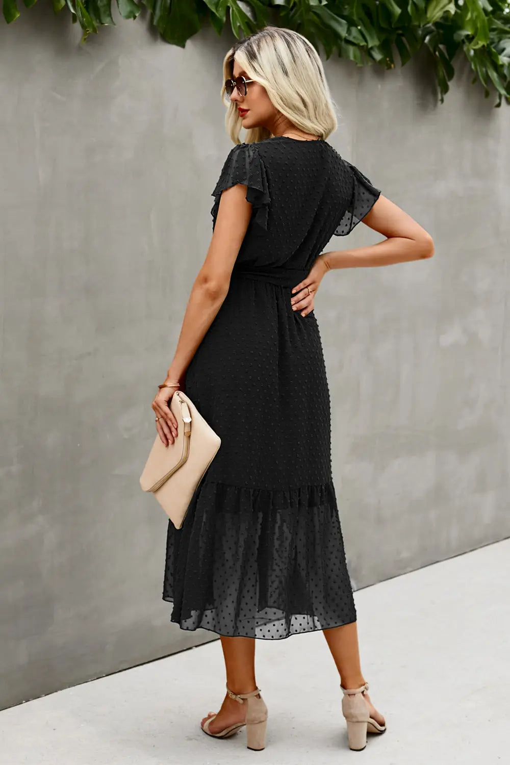 Swit Dot Deep V Maxi Dress PRETTYGARDEN