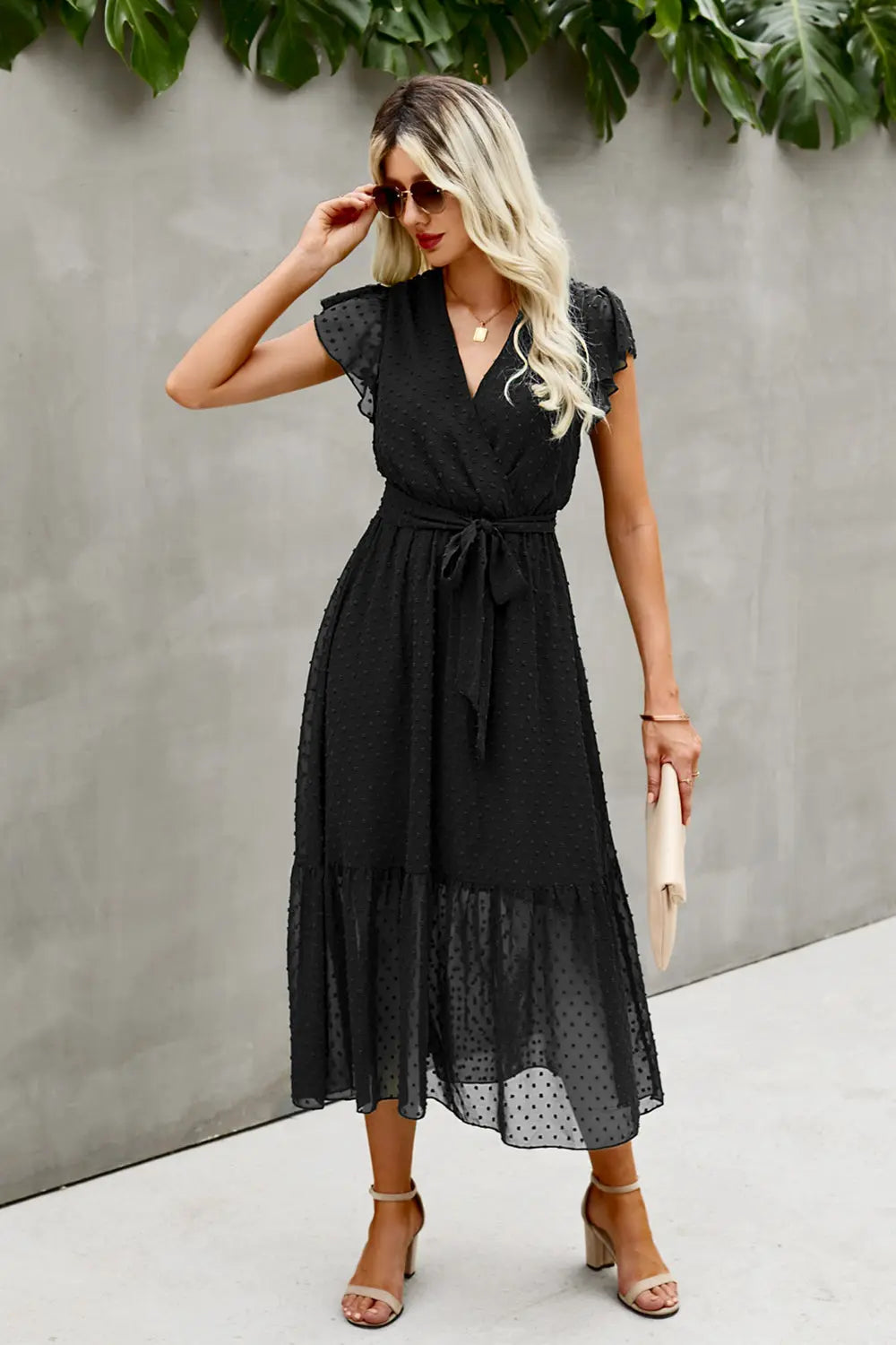 Swit Dot Deep V Maxi Dress PRETTYGARDEN